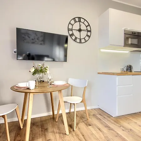Bueno 5.3 - Acco Rent Apartment Danzig